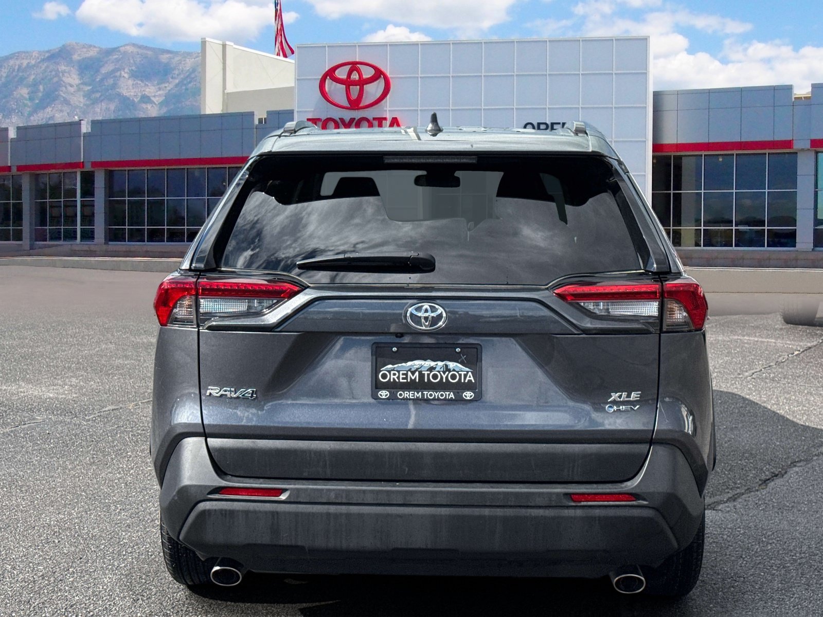 Used 2025 Toyota RAV4 XLE AWD/4WD image 5