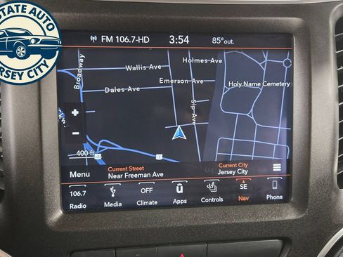 Used 2019 Jeep Cherokee Trailhawk w/ Comfort/Convenience Group AWD/4WD image 16
