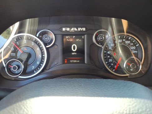 Used 2019 RAM 1500 Big Horn AWD/4WD image 28