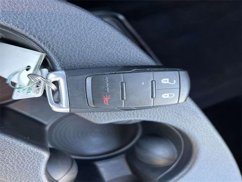 Used 2024 RAM 3500 Big Horn image 36