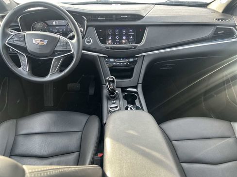 Certified 2025 Cadillac XT5 Premium Luxury image 21