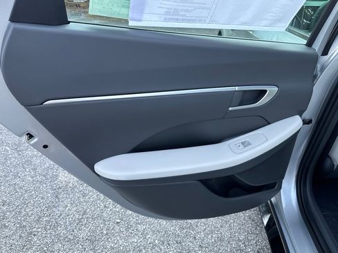 New 2025 Hyundai Sonata SEL image 12