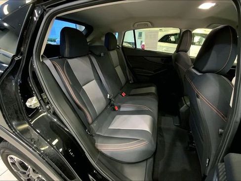 Used 2022 Subaru Crosstrek 2.0i Premium image 19