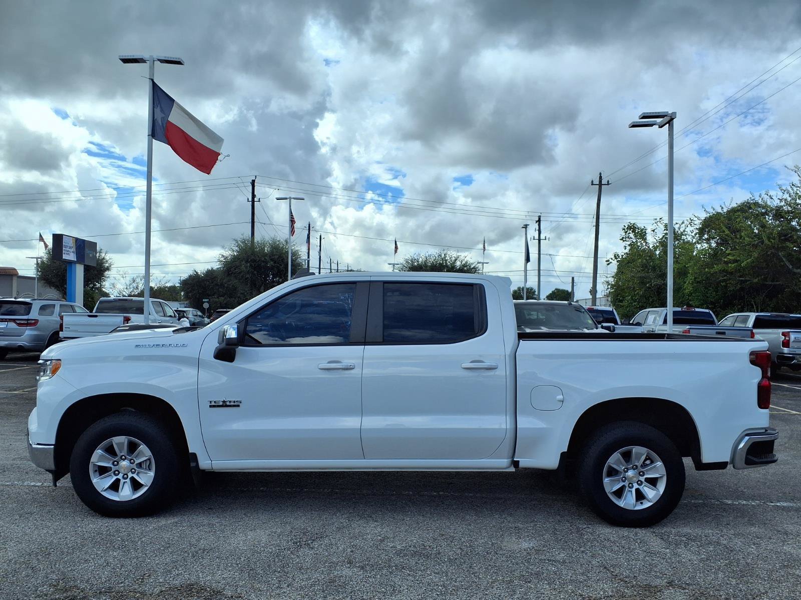 Used 2025 Chevrolet Silverado 1500 LT w/ Protection Package RWD image 24