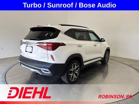 Used 2022 Kia Seltos SX w/ Sunroof Package AWD/4WD image 7