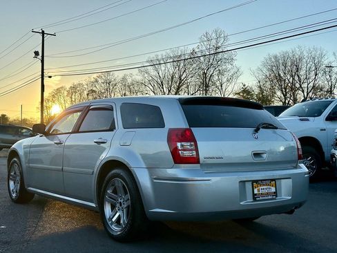 Used 2006 Dodge Magnum SE image 4