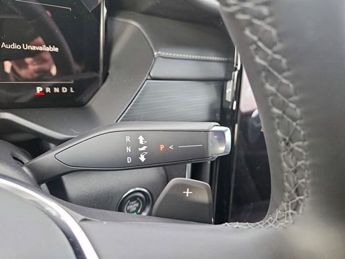 New 2026 GMC Acadia Elevation image 17