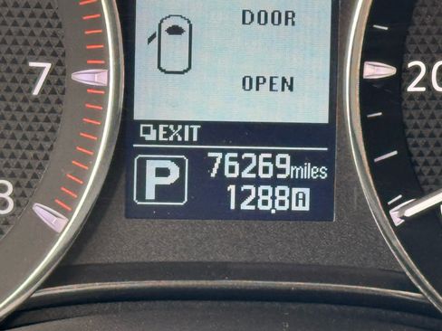 Used 2018 Nissan Armada Platinum w/ Captain Seat Package image 27