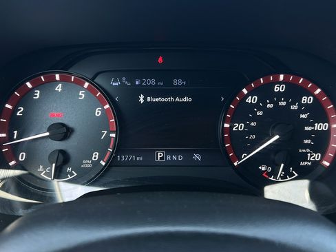 Used 2025 Nissan Frontier Pro-X RWD image 25