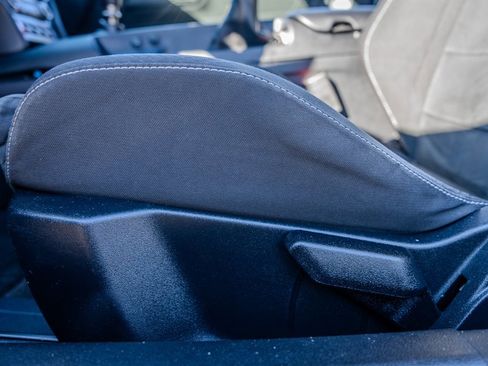 Used 2016 Ford Mustang Shelby GT350 w/ Track Package image 28