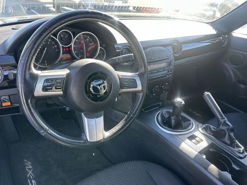 Used 2008 MAZDA MX-5 Miata Touring image 11