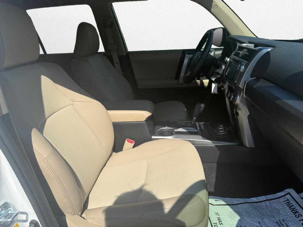 Used 2018 Toyota 4Runner SR5 Premium AWD/4WD image 15