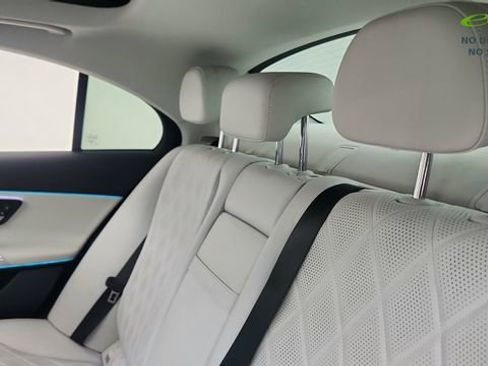 Used 2024 Mercedes-Benz E 350 4MATIC Sedan w/ Multicontour Seating Package image 33