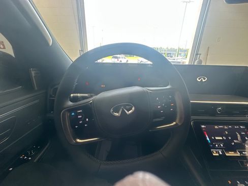 New 2026 INFINITI QX80 4WD w/ Sport Exterior Package image 29