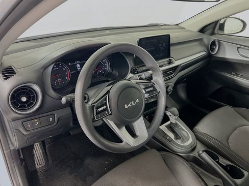 Certified 2023 Kia Forte LXS w/ LXS Technology Package image 9