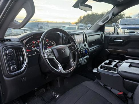 Used 2021 Chevrolet Silverado 1500 RST image 29