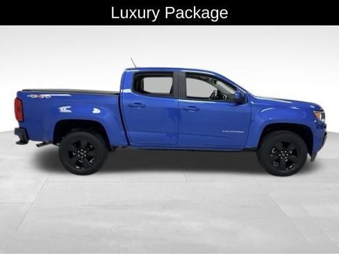 Certified 2022 Chevrolet Colorado LT w/ Luxury Package AWD/4WD image 5