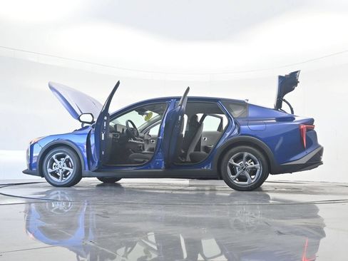 Used 2025 Kia K4 FWD image 43