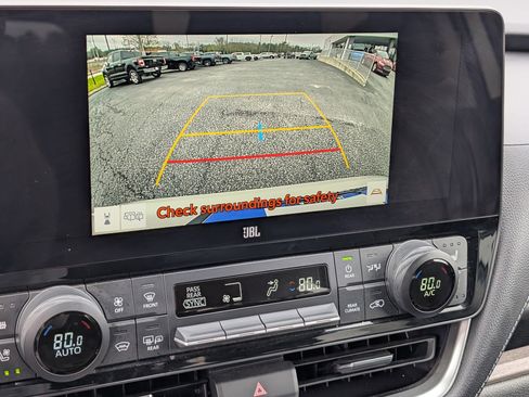 Used 2024 Toyota Grand Highlander Limited image 25