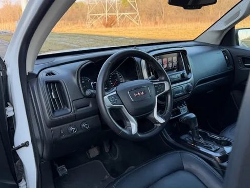 Used 2018 GMC Canyon SLT w/ Trailering Package AWD/4WD image 9