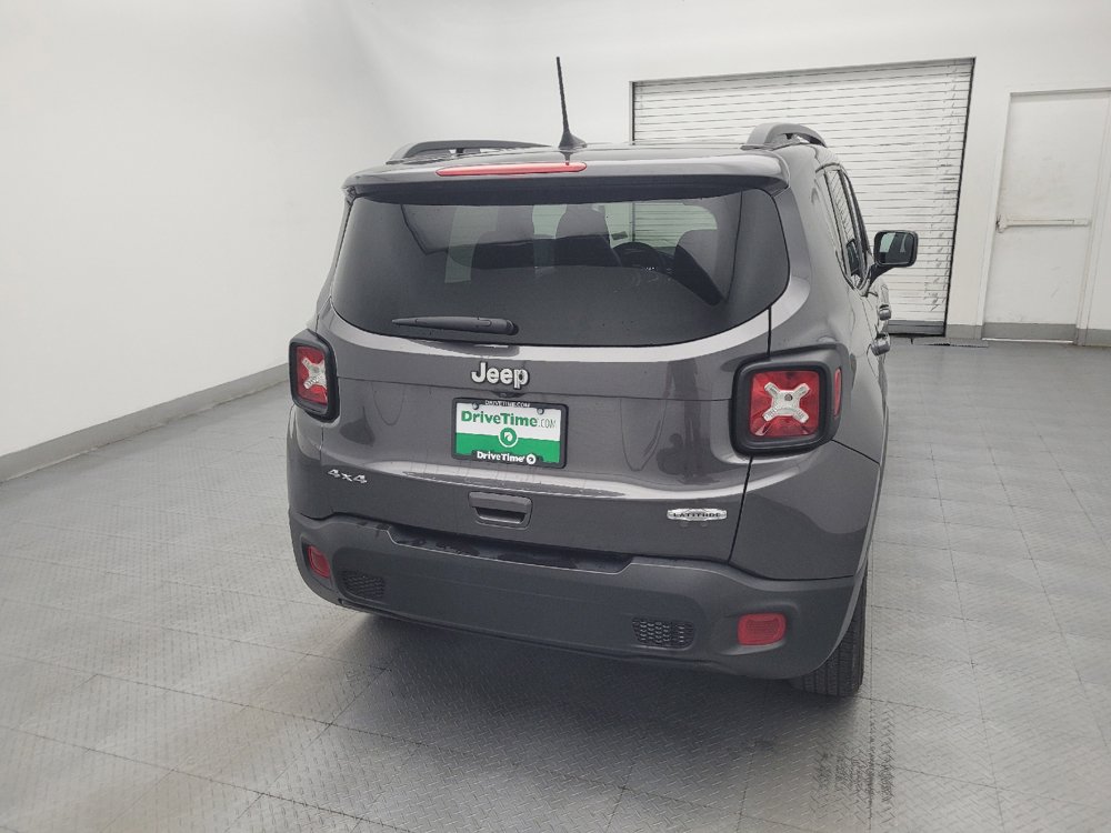 Used 2020 Jeep Renegade Latitude AWD/4WD image 7