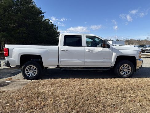 Used 2017 Chevrolet Silverado 2500 LT w/ LT Fleet Convenience Package image 11