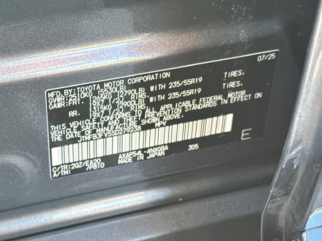 Used 2025 Toyota RAV4 XSE w/ Premium Package AWD/4WD image 48
