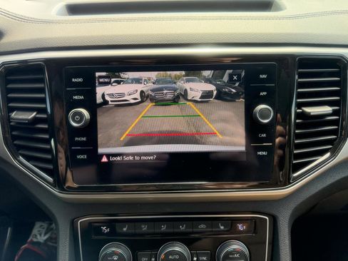 Used 2020 Volkswagen Atlas Cross Sport SEL AWD/4WD image 21