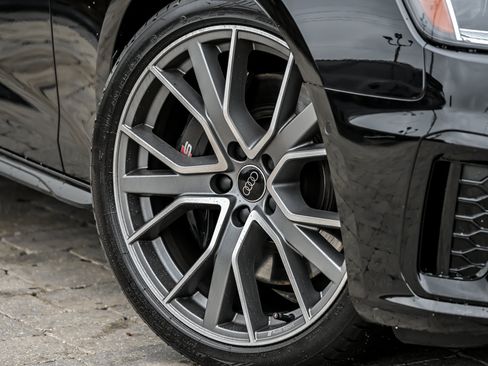 Used 2024 Audi S4 Prestige AWD/4WD image 3