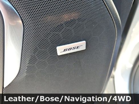 Used 2023 Chevrolet Suburban LT image 14