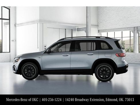 New 2026 Mercedes-Benz GLB 35 AMG 4MATIC image 33