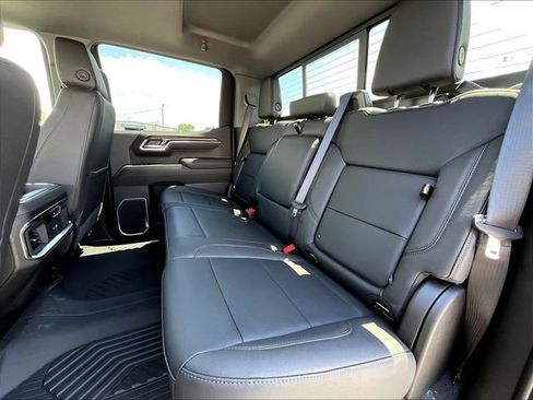New 2025 Chevrolet Silverado 1500 LTZ w/ LTZ Premium Package AWD/4WD image 13