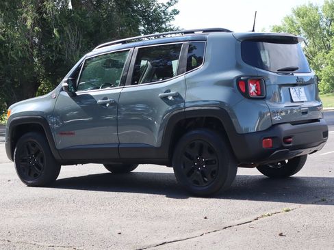 Used 2018 Jeep Renegade Trailhawk w/ Cold Weather Group II AWD/4WD image 7