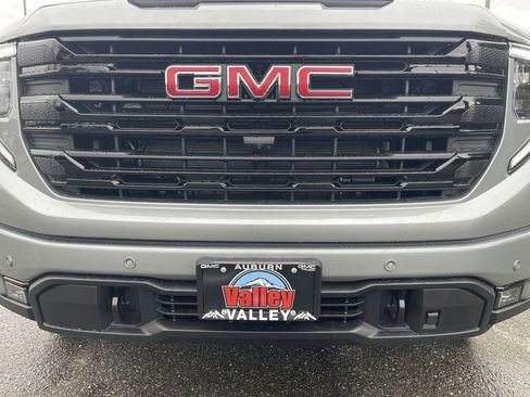 New 2026 GMC Sierra 1500 Elevation w/ Elevation Premium Package AWD/4WD image 32