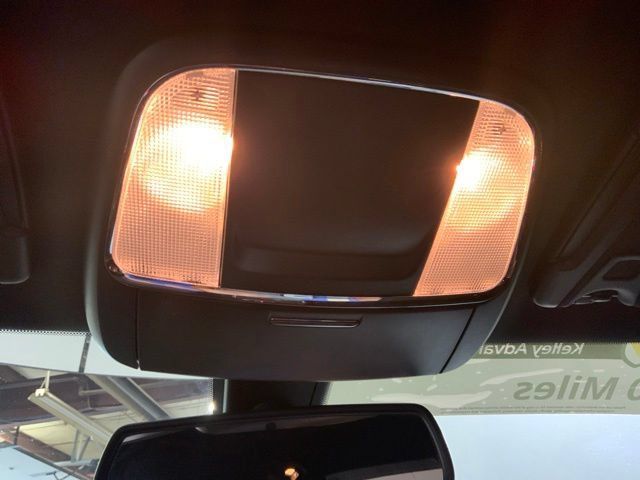 Used 2022 Dodge Charger SXT AWD/4WD image 22