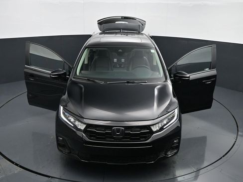 Used 2026 Honda Odyssey Touring image 40