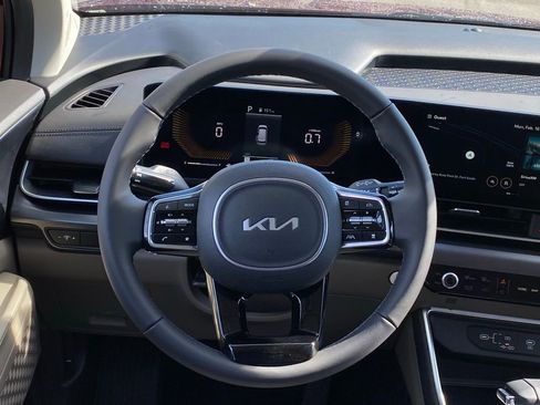 New 2026 Kia Carnival image 11