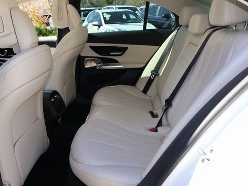 Used 2024 Mercedes-Benz E 350 4MATIC Sedan image 14