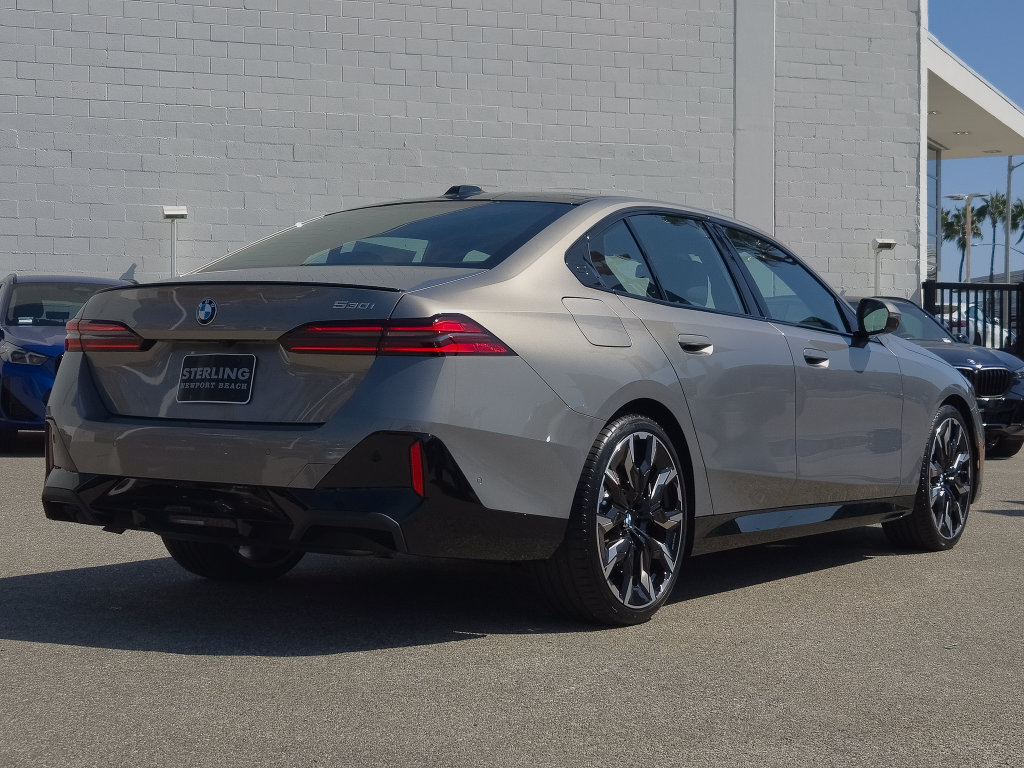 New 2027 BMW 530i w/ M Sport Package RWD image 17