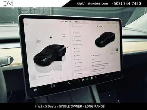 Used 2023 Tesla Model Y Long Range AWD/4WD image 32