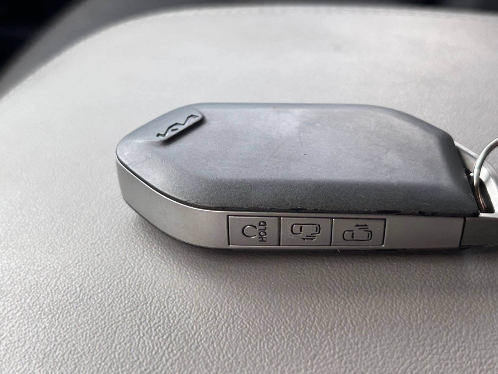 Used 2026 Kia Carnival FWD image 26
