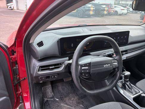 Used 2025 Kia K4 FWD image 34