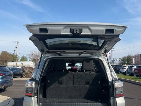 Used 2024 Toyota 4Runner SR5 image 17