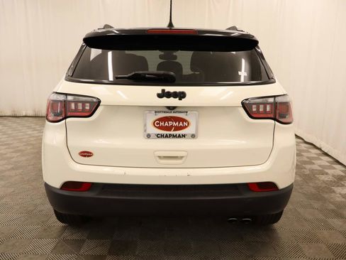 Used 2020 Jeep Compass Latitude image 5