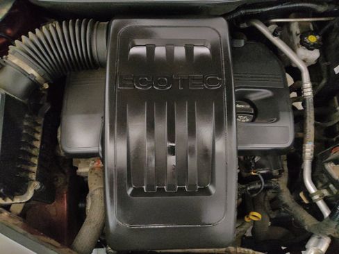 Used 2017 GMC Terrain SLE w/ Technology Package image 30