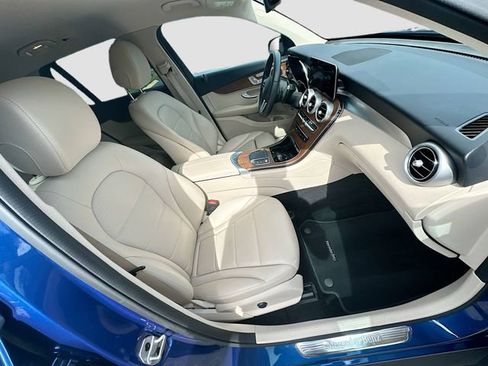 Used 2022 Mercedes-Benz GLC 300 image 30