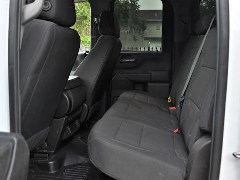 Used 2024 GMC Sierra 3500 Pro w/ Convenience Package AWD/4WD image 14