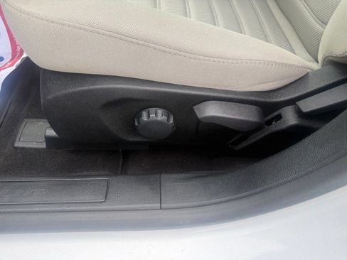 Used 2019 Ford Fusion S FWD image 17