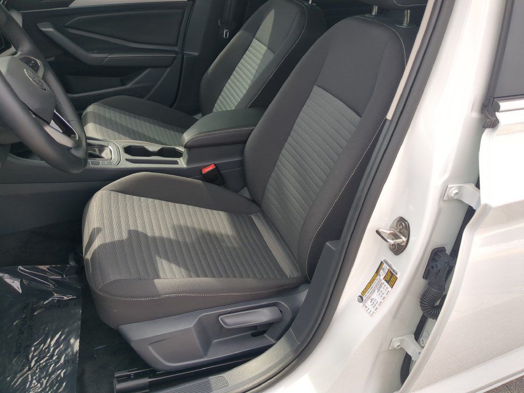 Certified 2026 Volkswagen Jetta S FWD image 17