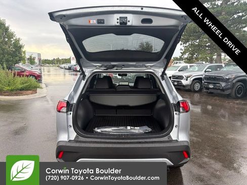 Used 2026 Toyota Corolla Cross XLE w/ Convenience Package AWD/4WD image 17
